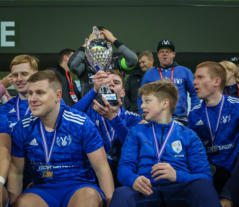 Myndaveisla: Víðir vann Fótbolti.net bikarinn