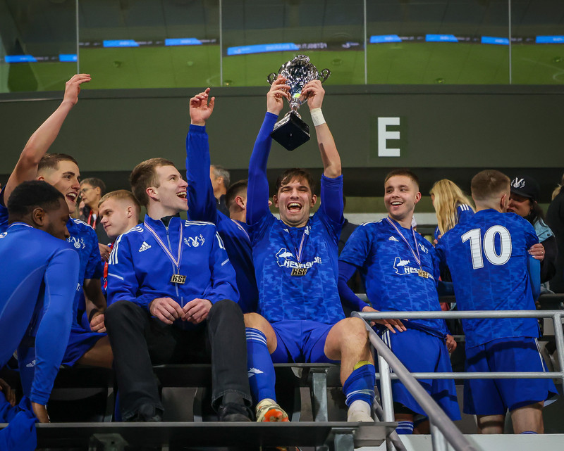Myndaveisla: Víðir vann Fótbolti.net bikarinn