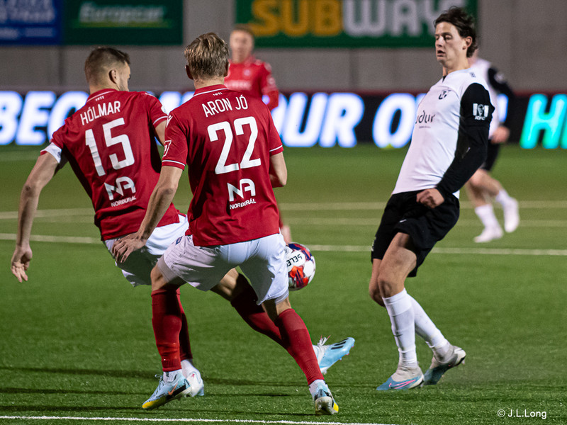 Myndaveisla: Valur gerði út um Evrópudrauma FH