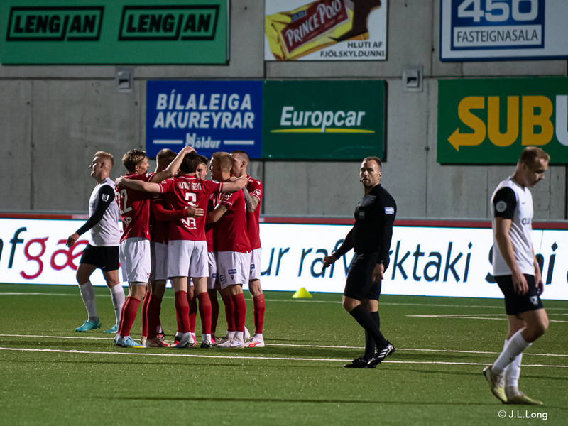 Sjáðu mörkin úr Bestu: Geggjað mark Arons Jó og glæsimörk í Garðabæ