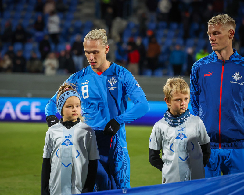 Arnóri var umhugað um ungu dömuna