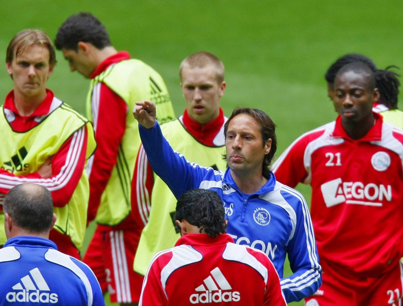 John van 't Schip farinn frá Ajax