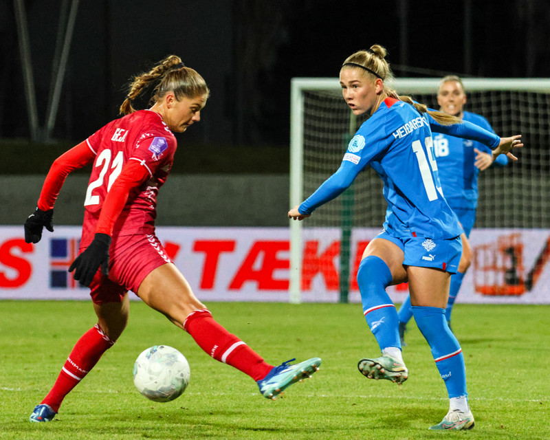 Sædís Rún Heiðarsdóttir byrjaði sinn fyrsta leik í kvöld