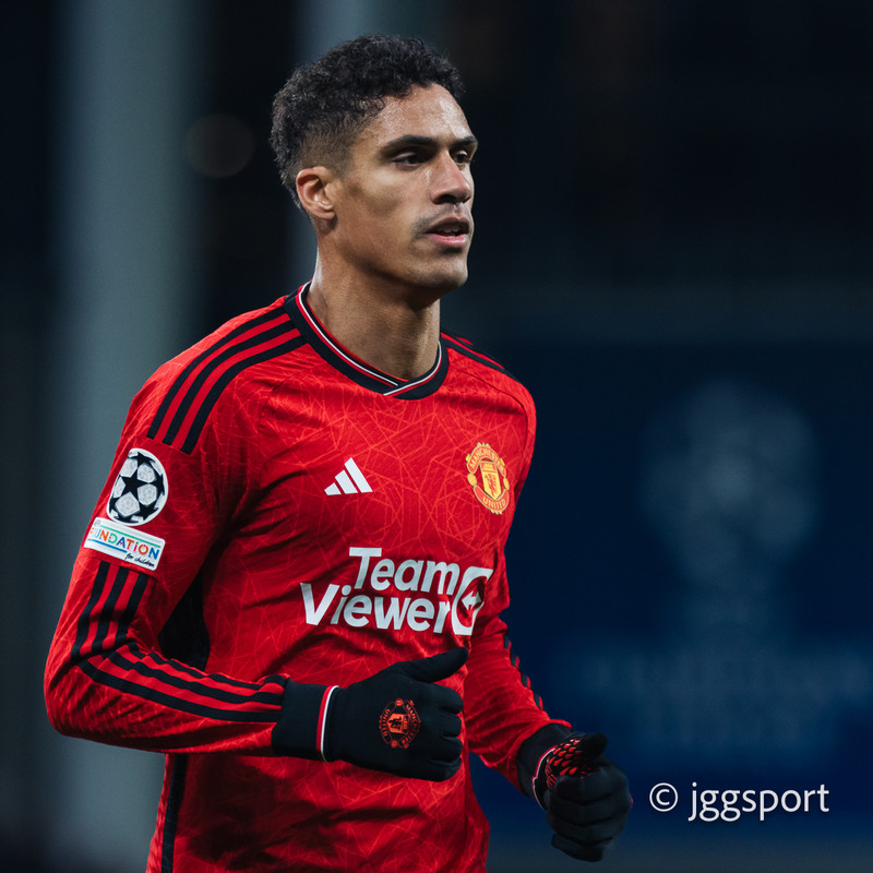 Varane fer frá Man Utd eftir tímabilið (Staðfest)