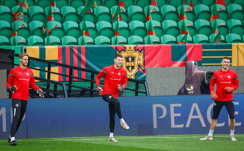 Portúgalskt partí á vellinum þar sem allt snýst um Ronaldo