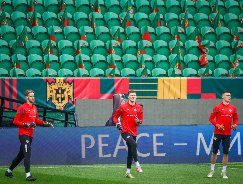 Portúgalskt partí á vellinum þar sem allt snýst um Ronaldo