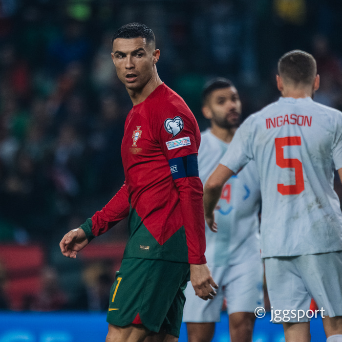 Ronaldo heldur toppsætinu.