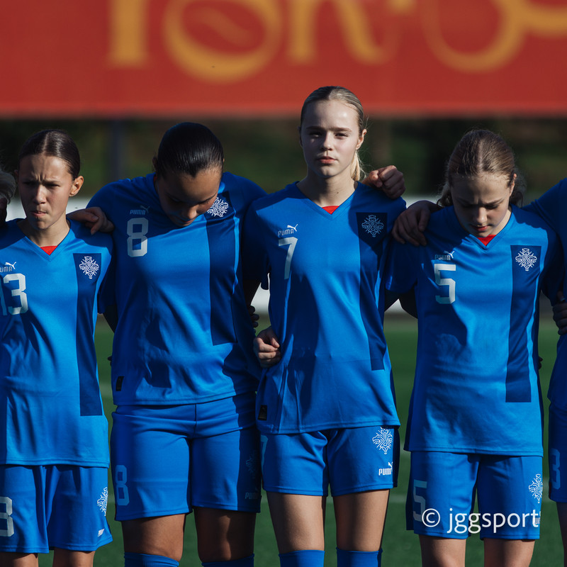 Myndaveisla 2: U15 tapaði gegn Portúgal í fyrradag