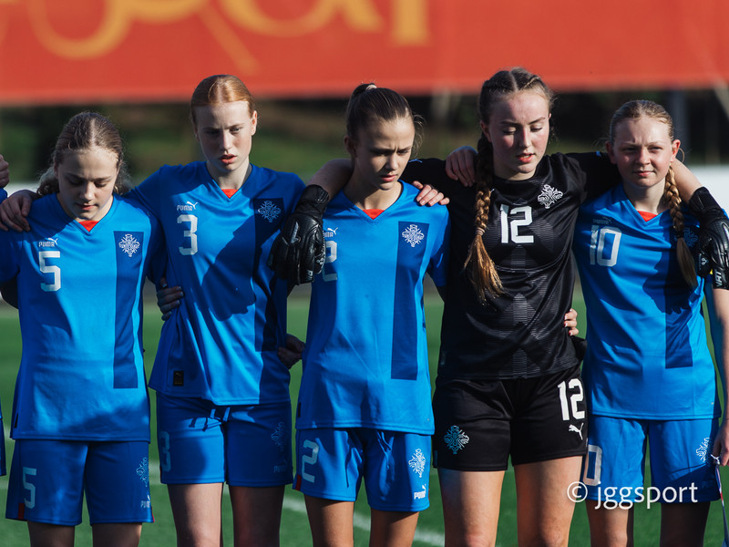 Myndaveisla 2: U15 tapaði gegn Portúgal í fyrradag