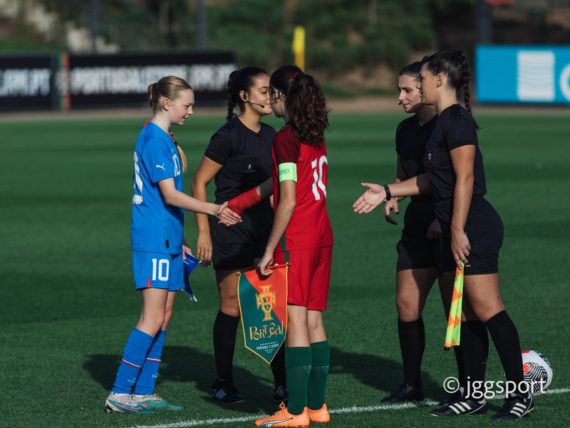 Myndaveisla 2: U15 tapaði gegn Portúgal í fyrradag