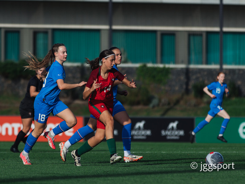 Myndaveisla 2: U15 tapaði gegn Portúgal í fyrradag