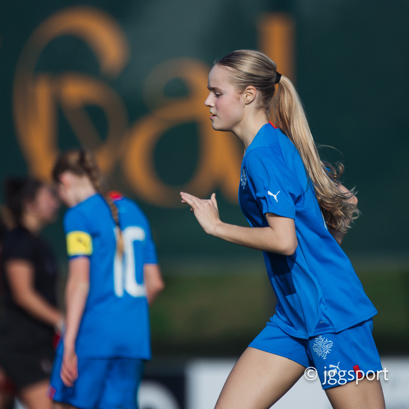 Myndaveisla 2: U15 tapaði gegn Portúgal í fyrradag