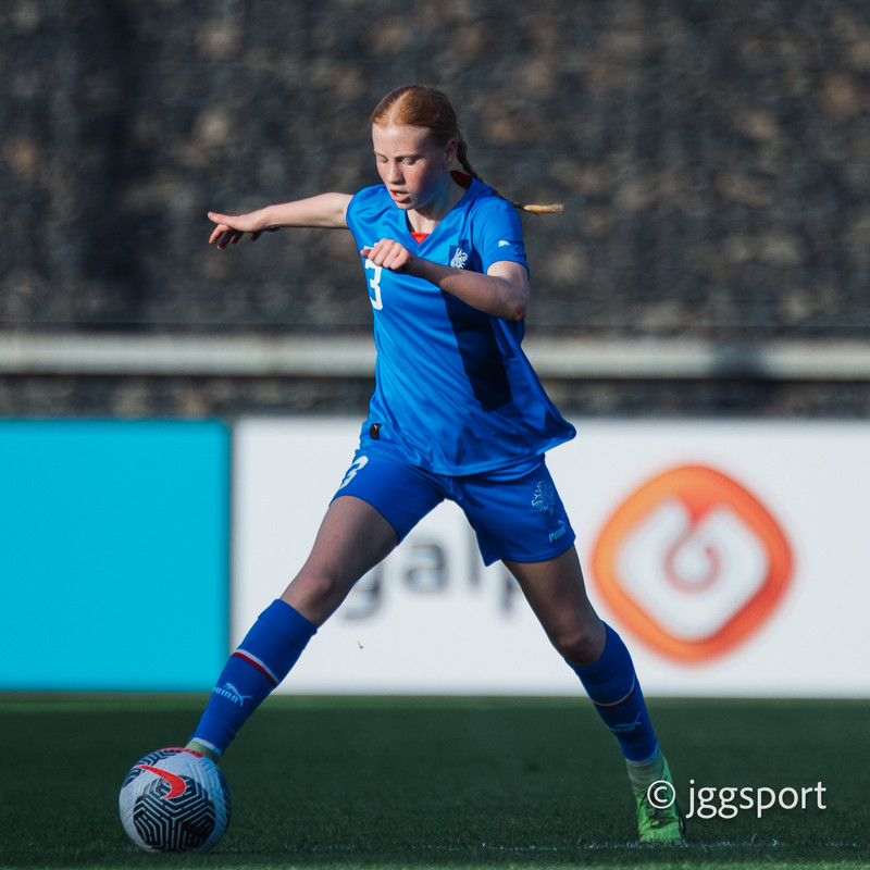 Myndaveisla 2: U15 tapaði gegn Portúgal í fyrradag