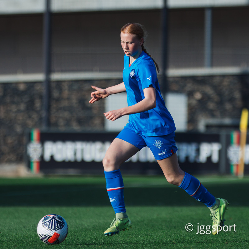 Myndaveisla 2: U15 tapaði gegn Portúgal í fyrradag