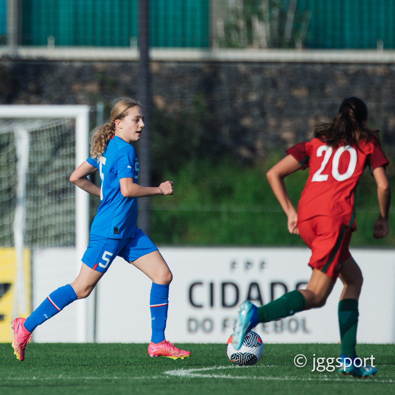 Myndaveisla 2: U15 tapaði gegn Portúgal í fyrradag