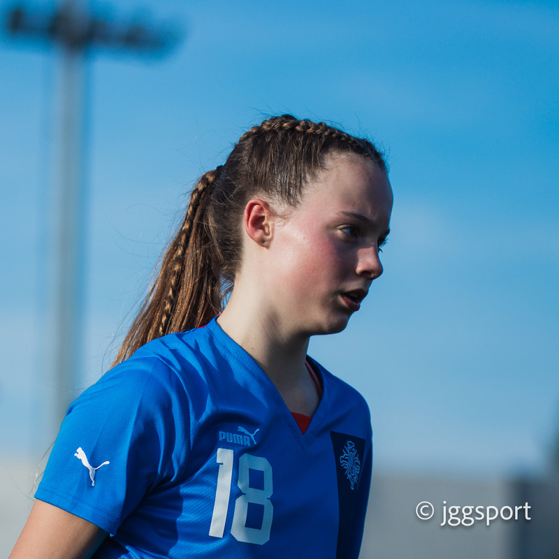 Myndaveisla 2: U15 tapaði gegn Portúgal í fyrradag