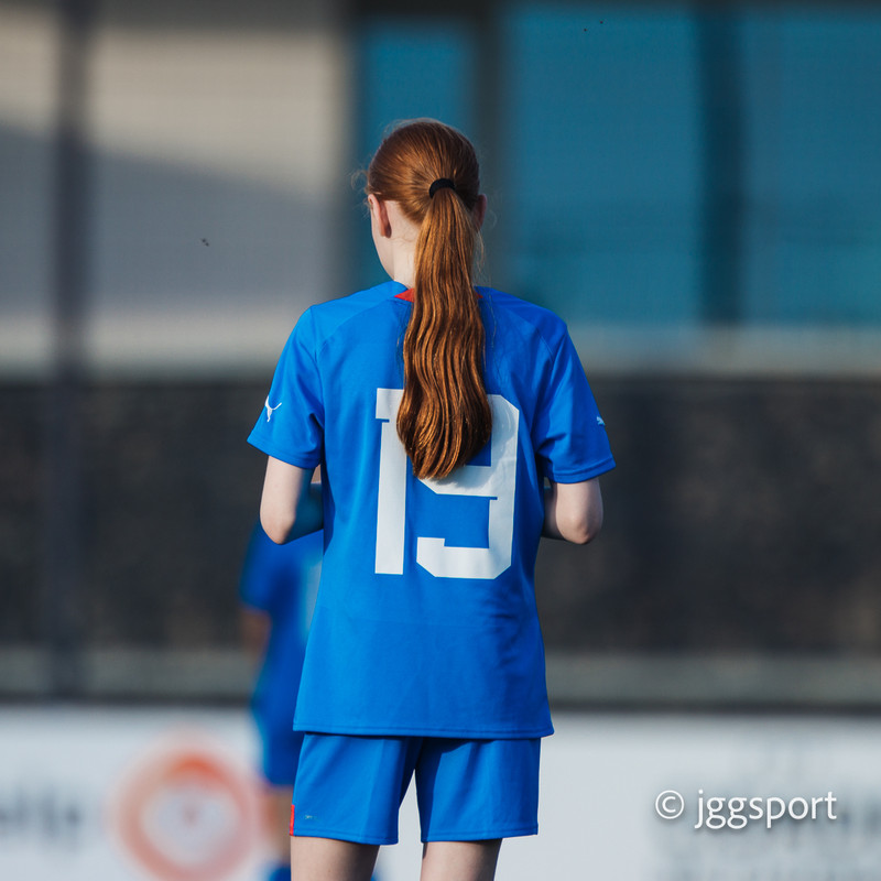 Myndaveisla 2: U15 tapaði gegn Portúgal í fyrradag