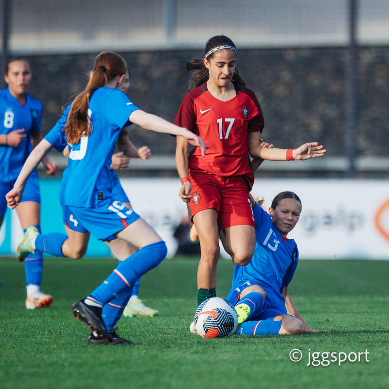 Myndaveisla 2: U15 tapaði gegn Portúgal í fyrradag