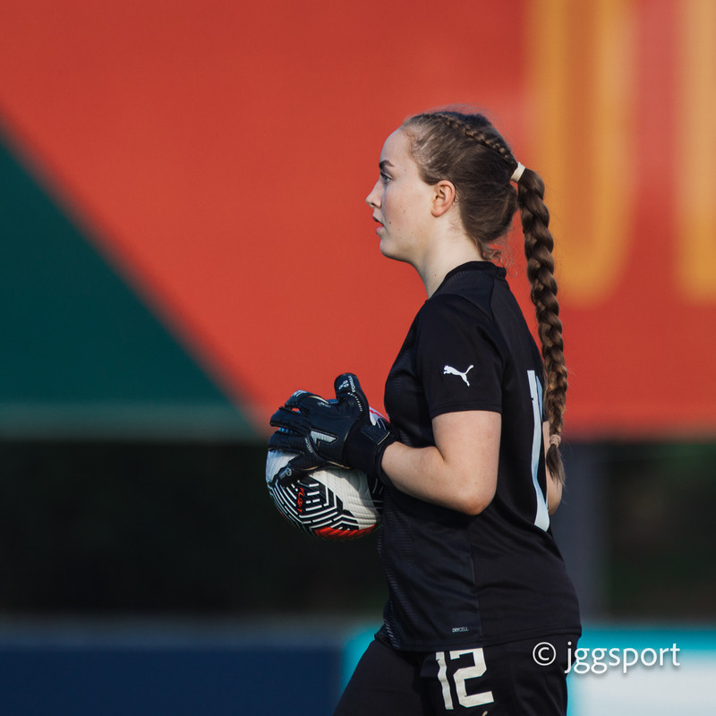 Myndaveisla 2: U15 tapaði gegn Portúgal í fyrradag