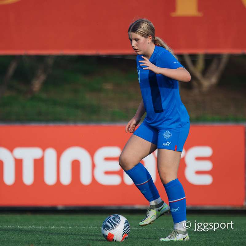 Myndaveisla 2: U15 tapaði gegn Portúgal í fyrradag