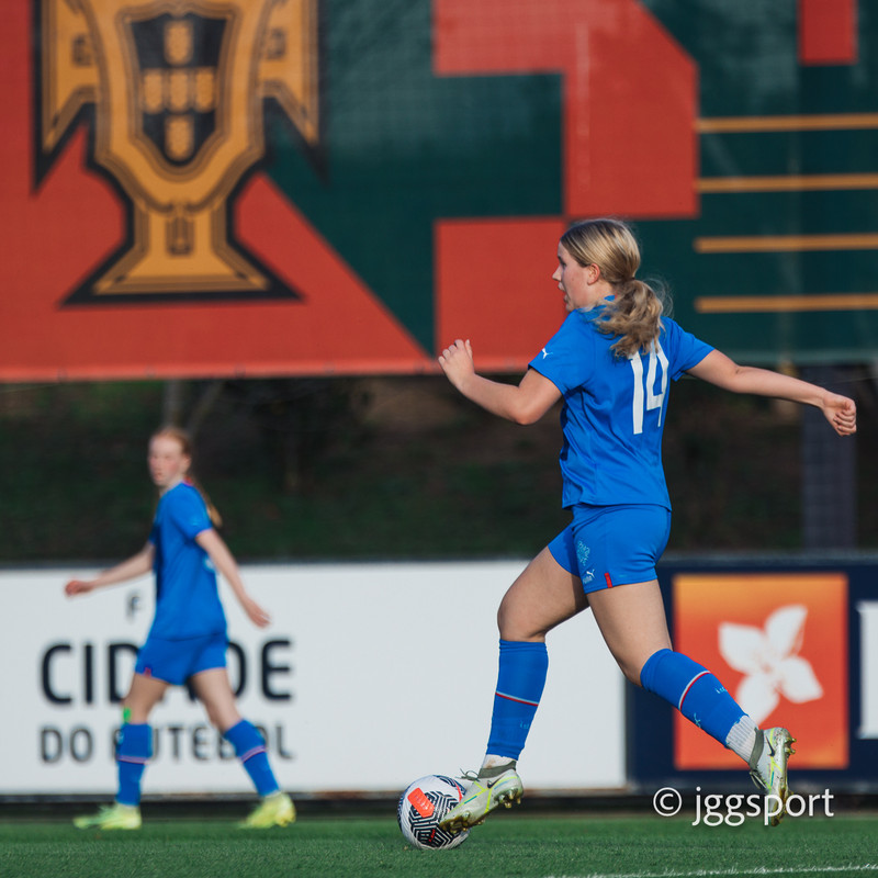 Myndaveisla 2: U15 tapaði gegn Portúgal í fyrradag