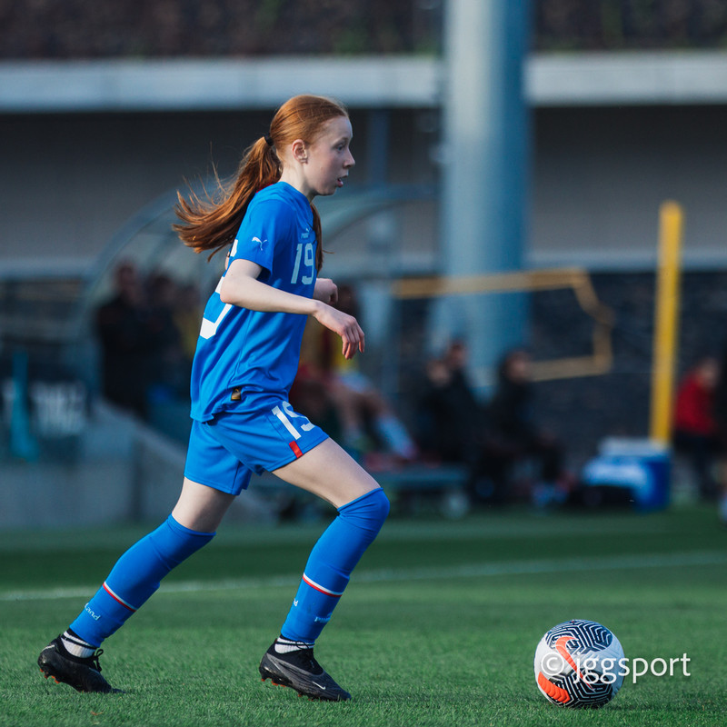 Myndaveisla 2: U15 tapaði gegn Portúgal í fyrradag