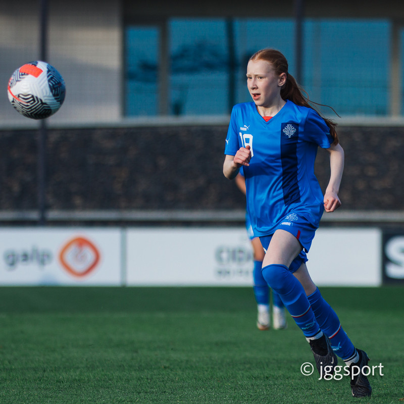 Myndaveisla 2: U15 tapaði gegn Portúgal í fyrradag