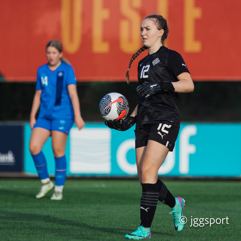 Myndaveisla 2: U15 tapaði gegn Portúgal í fyrradag