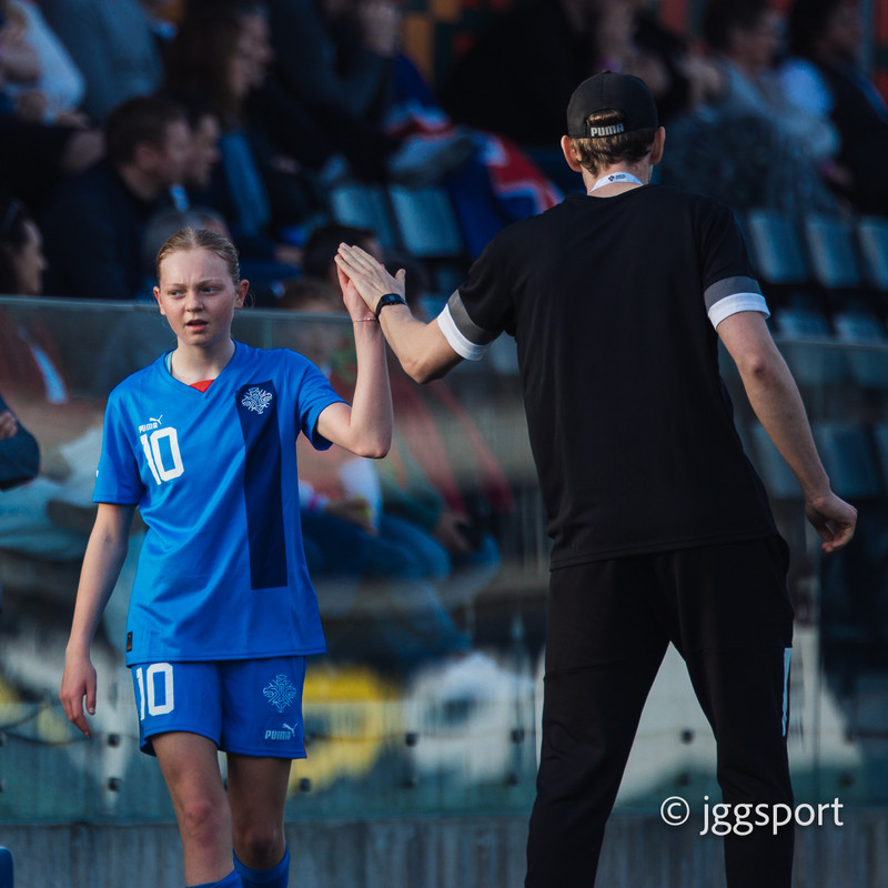 Myndaveisla 2: U15 tapaði gegn Portúgal í fyrradag