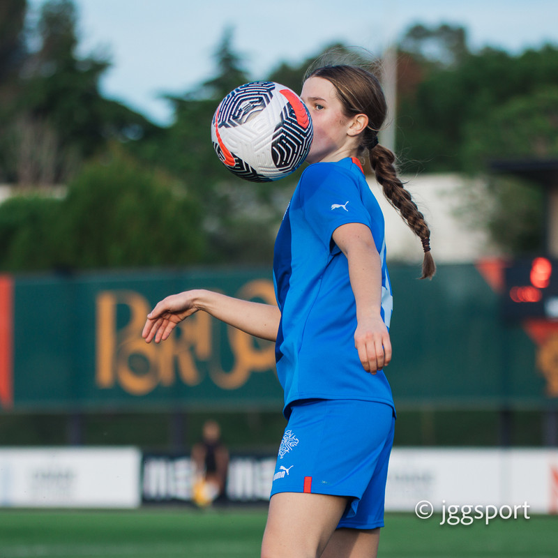 Myndaveisla 2: U15 tapaði gegn Portúgal í fyrradag