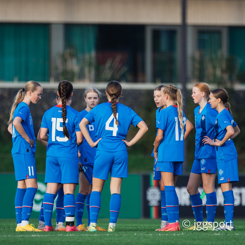 Myndaveisla 2: U15 tapaði gegn Portúgal í fyrradag