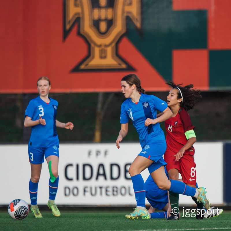 Myndaveisla 2: U15 tapaði gegn Portúgal í fyrradag