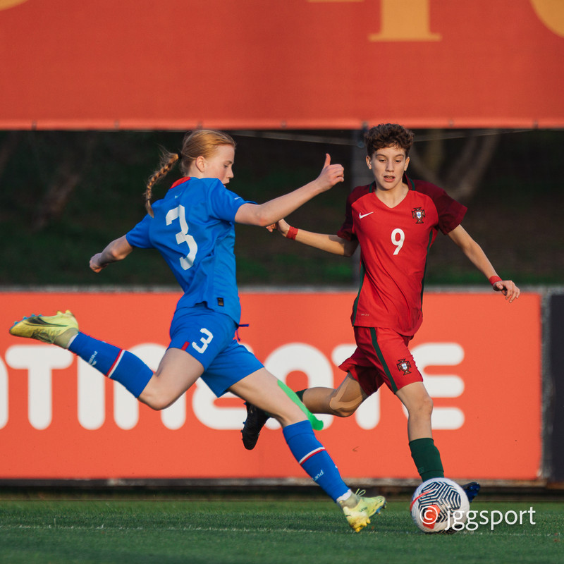 Myndaveisla 2: U15 tapaði gegn Portúgal í fyrradag
