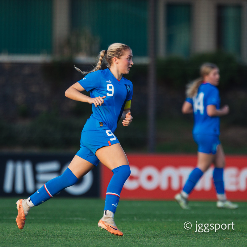 Myndaveisla 2: U15 tapaði gegn Portúgal í fyrradag