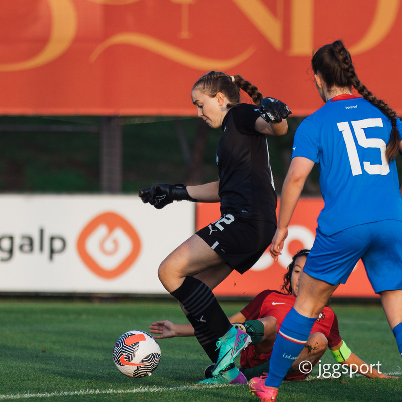 Myndaveisla 2: U15 tapaði gegn Portúgal í fyrradag