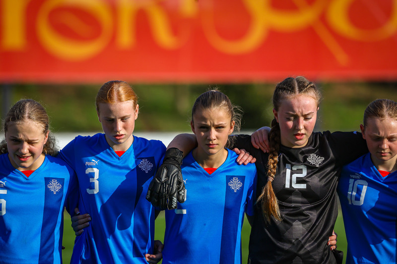 Myndaveisla 1: U15 tapaði gegn Portúgal í fyrradag
