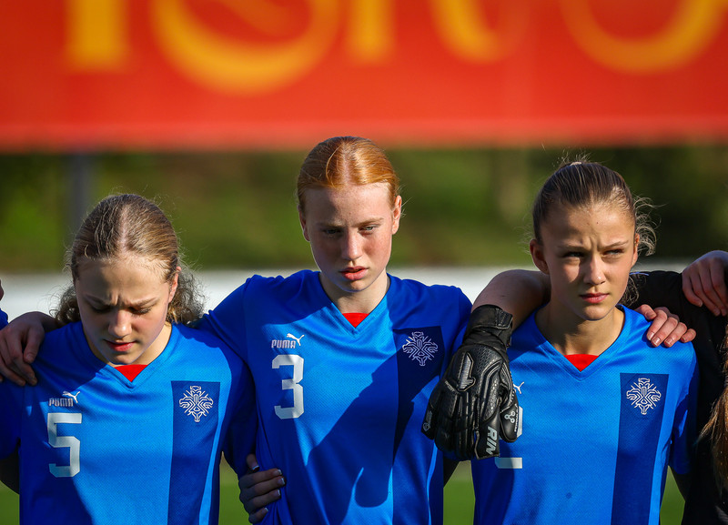 Myndaveisla 1: U15 tapaði gegn Portúgal í fyrradag