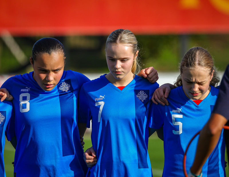 Myndaveisla 1: U15 tapaði gegn Portúgal í fyrradag