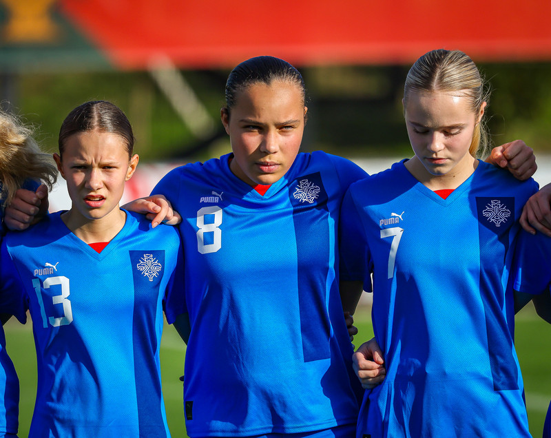 Myndaveisla 1: U15 tapaði gegn Portúgal í fyrradag