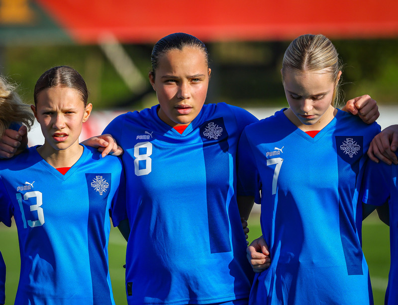 Myndaveisla 1: U15 tapaði gegn Portúgal í fyrradag