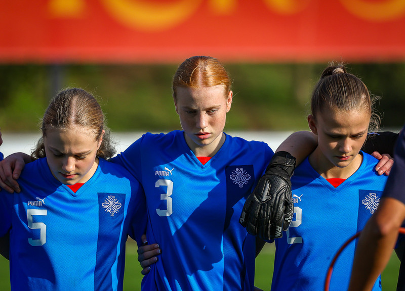 Myndaveisla 1: U15 tapaði gegn Portúgal í fyrradag