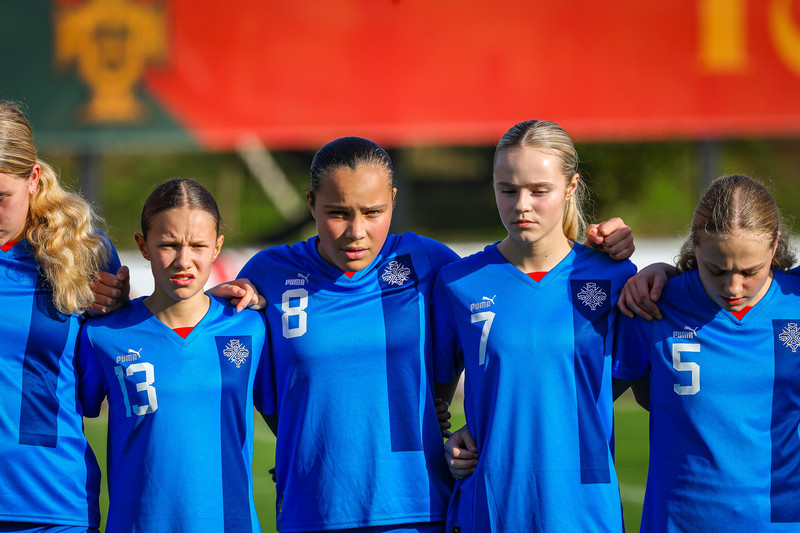 Myndaveisla 1: U15 tapaði gegn Portúgal í fyrradag