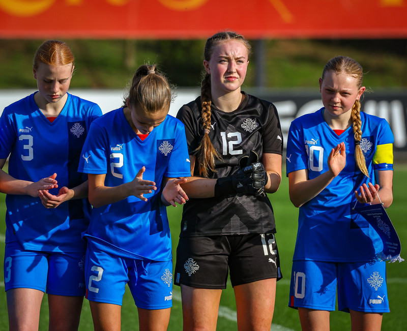 Myndaveisla 1: U15 tapaði gegn Portúgal í fyrradag