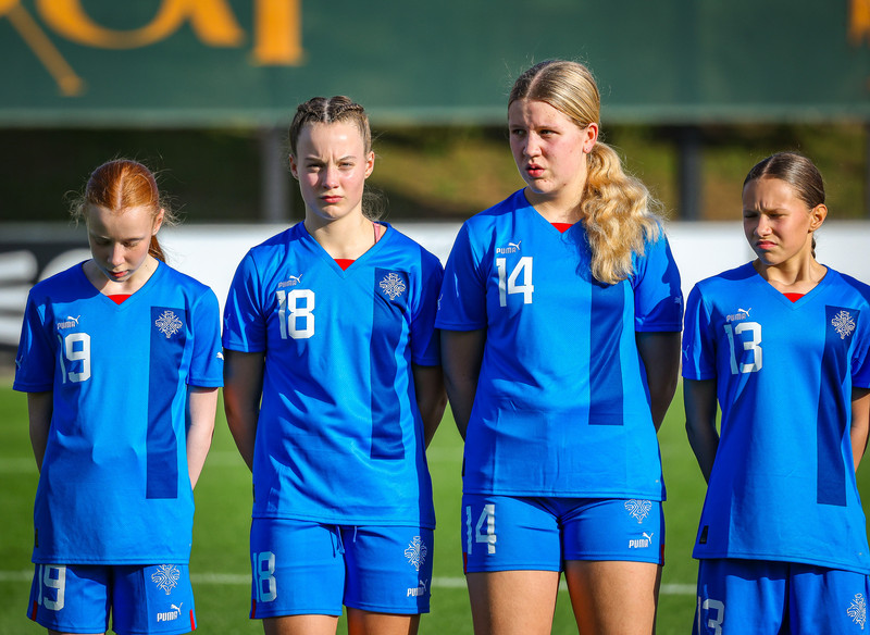 Myndaveisla 1: U15 tapaði gegn Portúgal í fyrradag