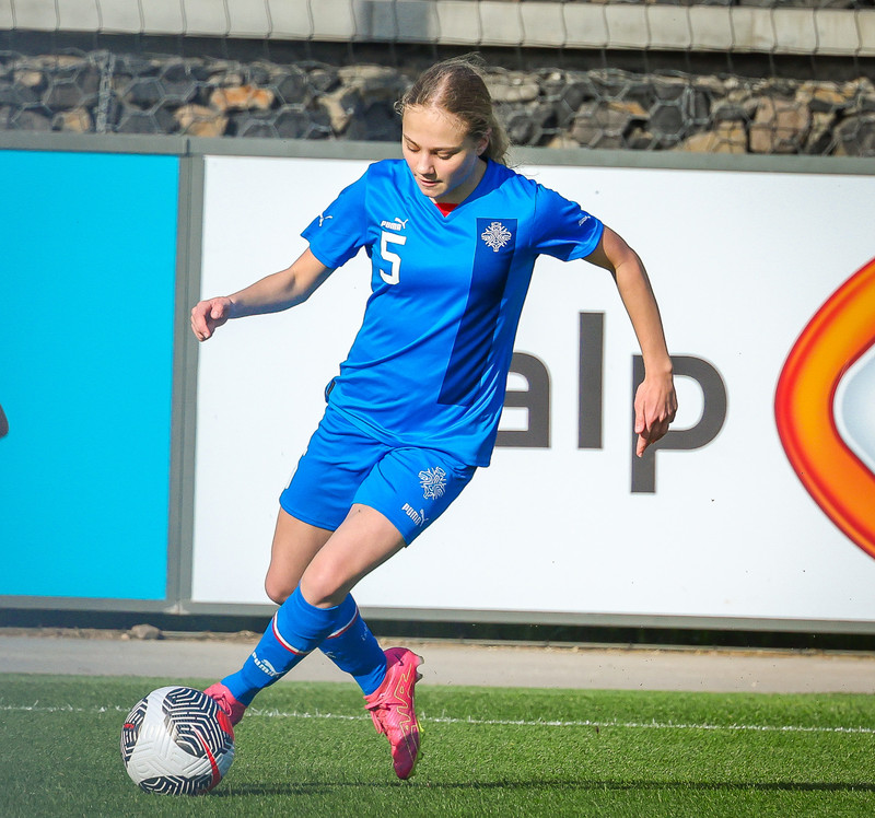 Myndaveisla 1: U15 tapaði gegn Portúgal í fyrradag