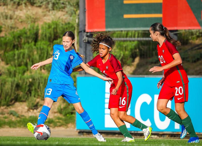 Myndaveisla 1: U15 tapaði gegn Portúgal í fyrradag