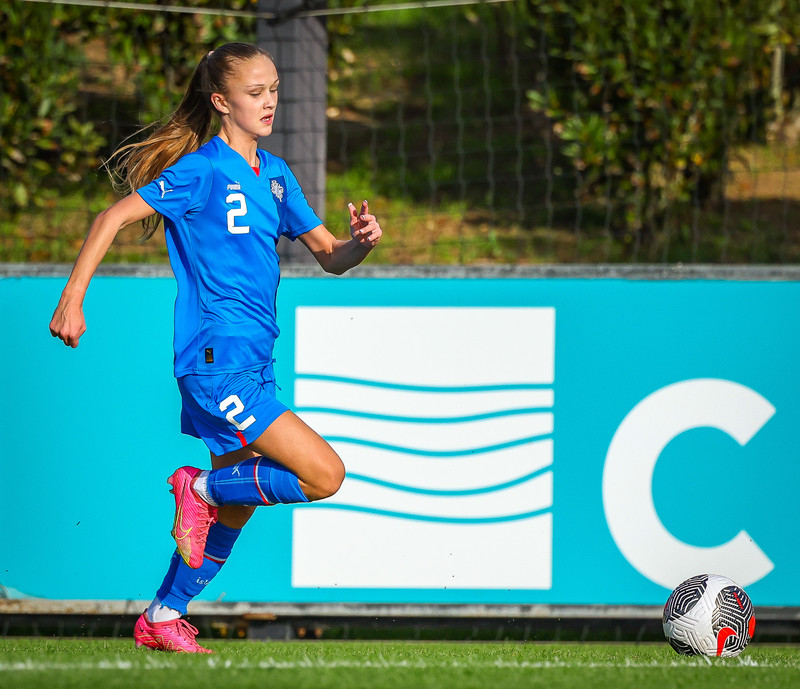 Myndaveisla 1: U15 tapaði gegn Portúgal í fyrradag
