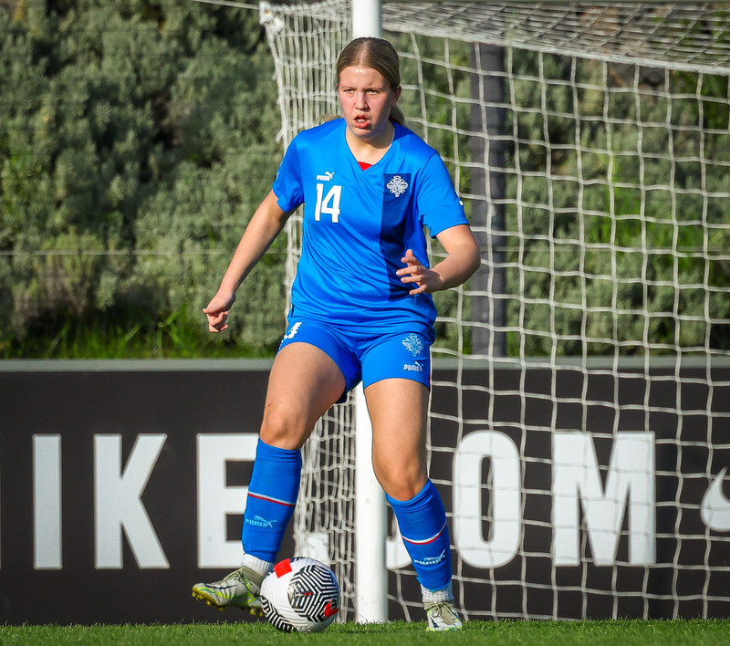 Myndaveisla 1: U15 tapaði gegn Portúgal í fyrradag