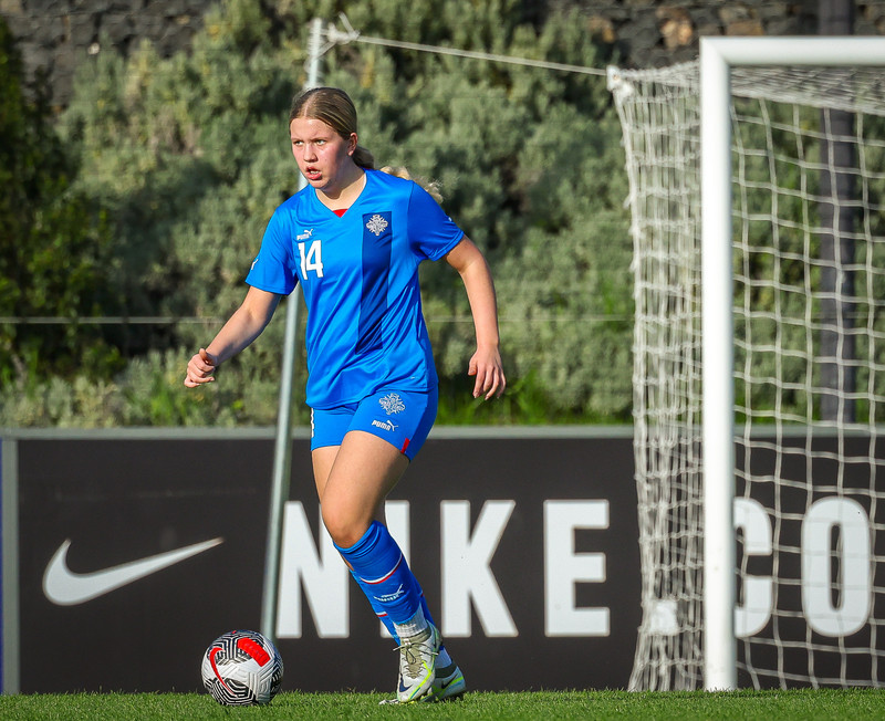 Myndaveisla 1: U15 tapaði gegn Portúgal í fyrradag