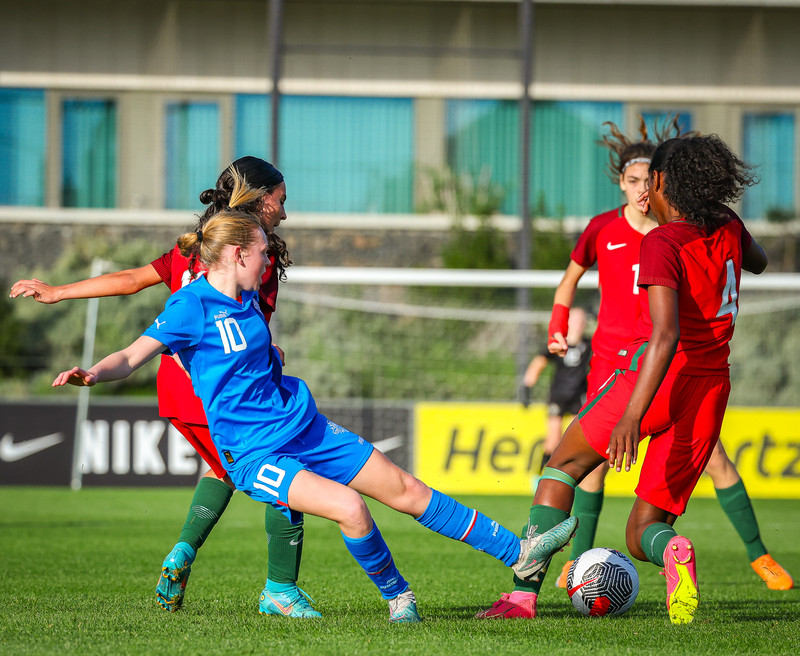 Myndaveisla 1: U15 tapaði gegn Portúgal í fyrradag
